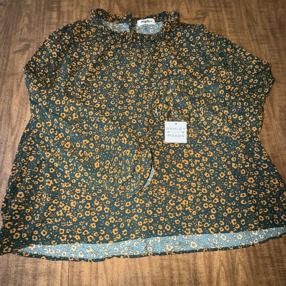 Haptics Frilled Mock Neck With Button Floral Woven Top Women's 3x Green